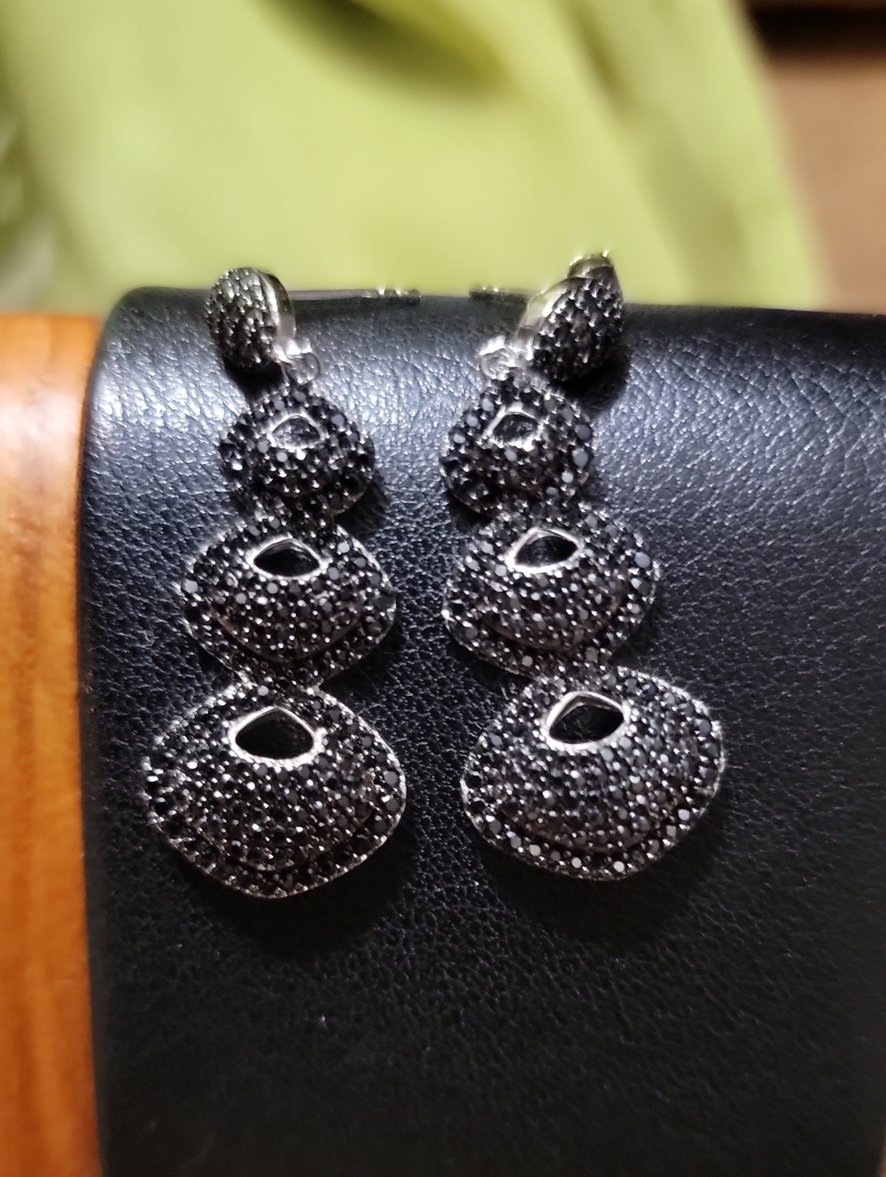 Black Spinel Dangle Earrings - Elegant Women Jewelry